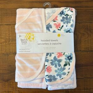 Burt’s Bees Floral & Striped Organic Knit Terry Towels Set of 2 NWT